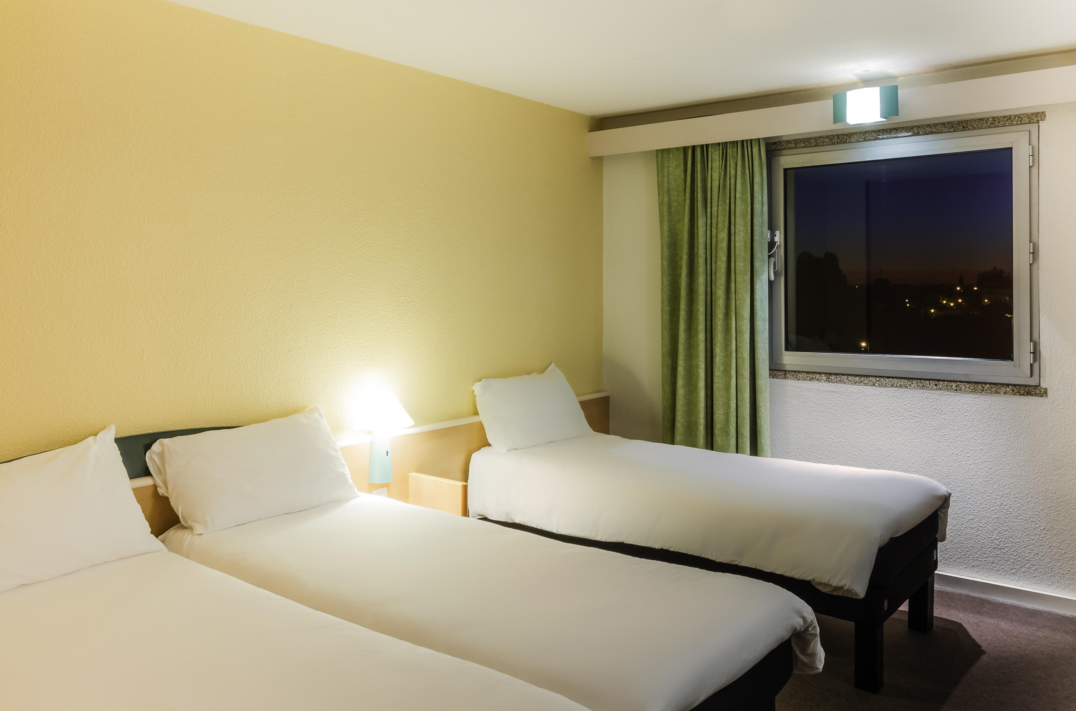 Hotel Ibis Porto Sao Joao Exterior foto