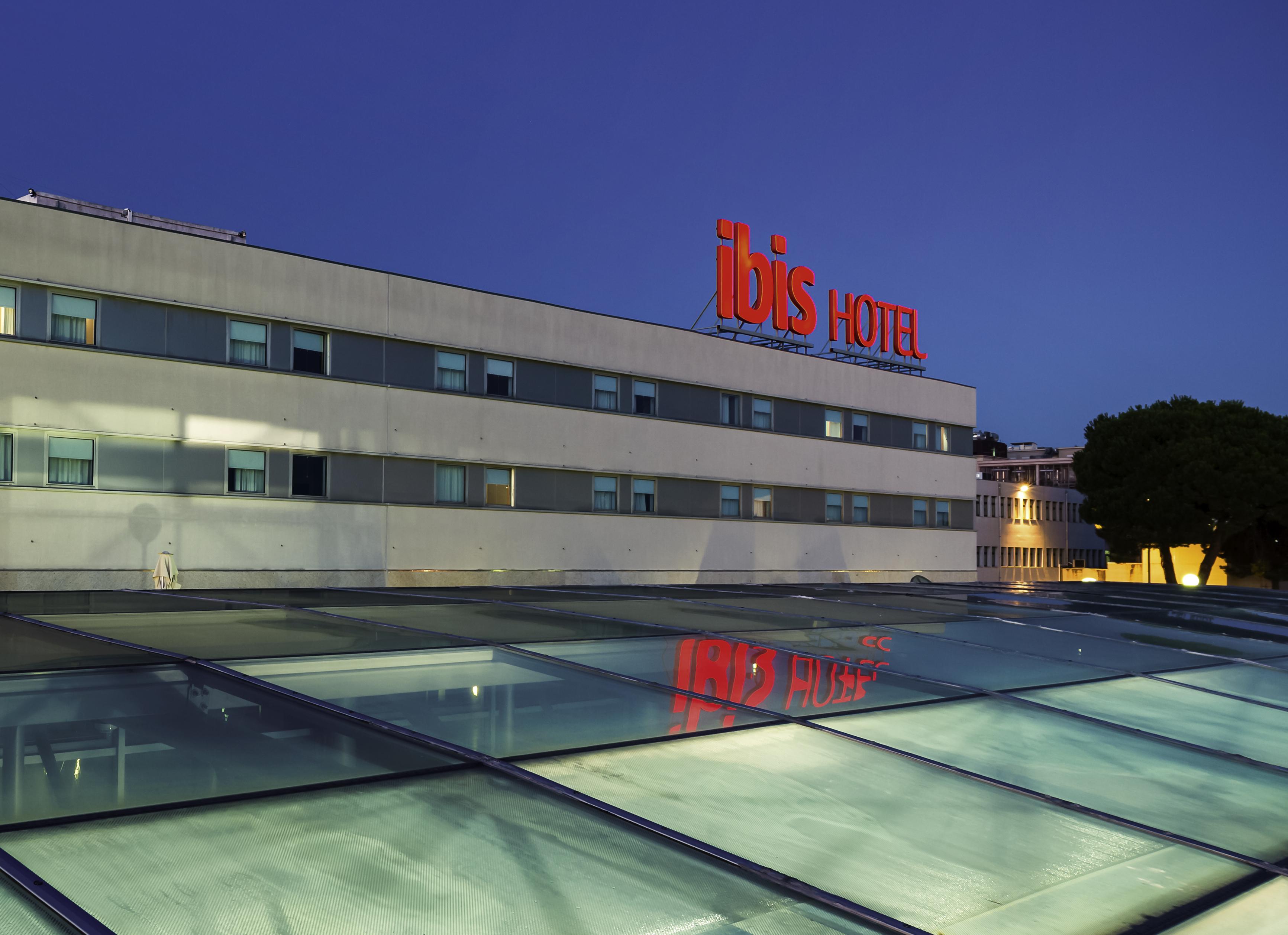 Hotel Ibis Porto Sao Joao Exterior foto
